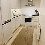 Peaceful House With Own Sauna, Free Parking Rovaniemi