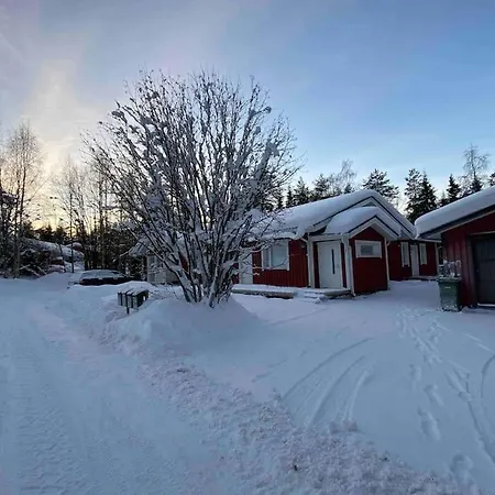 Peaceful House With Own Sauna, Free Parking Rovaniemi