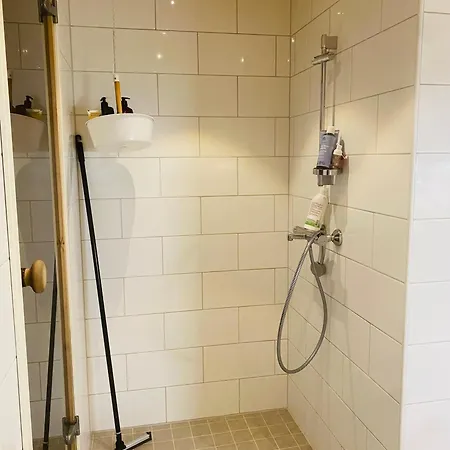 Apartment Peaceful House With Own Sauna, Free Parking *