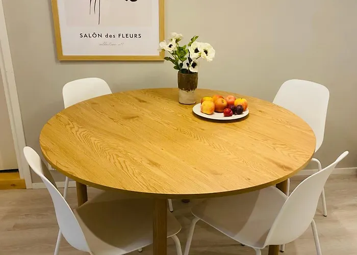 Peaceful House With Own Sauna, Free Parking