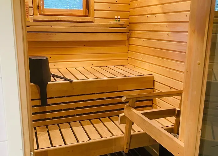 Peaceful House With Own Sauna, Free Parking Apartament *